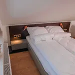 Hébergement de vacances Marina Karo *